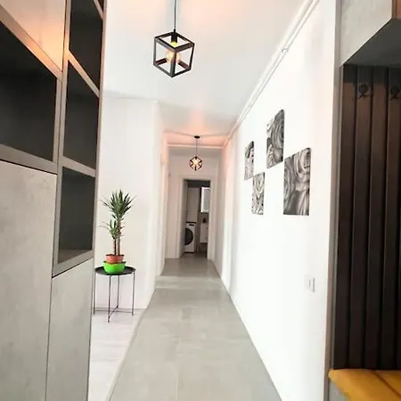 Central, Spacius Apartment. * בוקרשט
